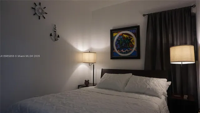 $2,100 | 810 7th Street, Unit 107, Miami Beach, FL 33139