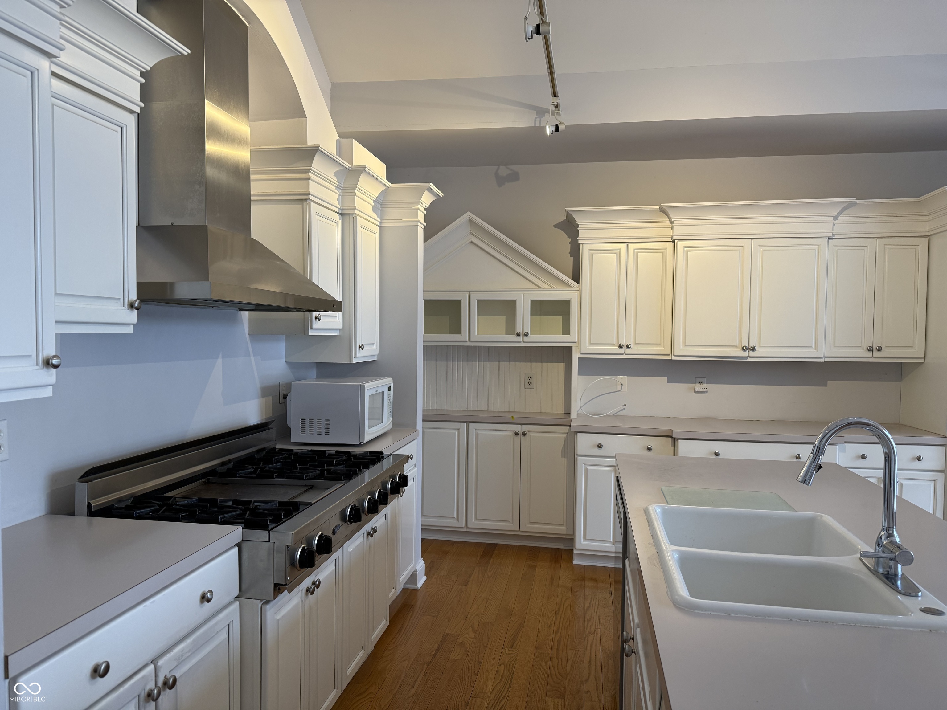 8660 Hunt Club Road Zionsville, IN 46077 - Photo 9 of 10