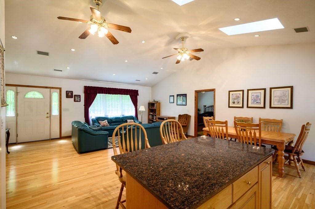 41 Old Southbridge Road Dudley, MA 01571 - Photo 13 of 42 Gallery Image 13
