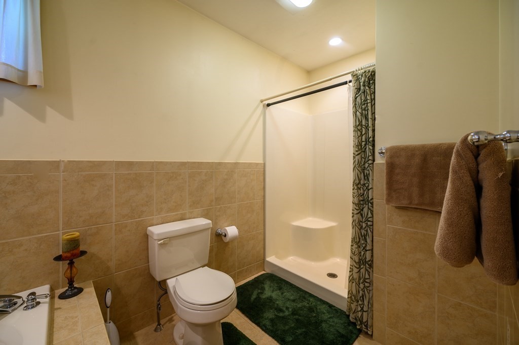 41 Old Southbridge Road Dudley, MA 01571 - Photo 20 of 42 Gallery Image 20