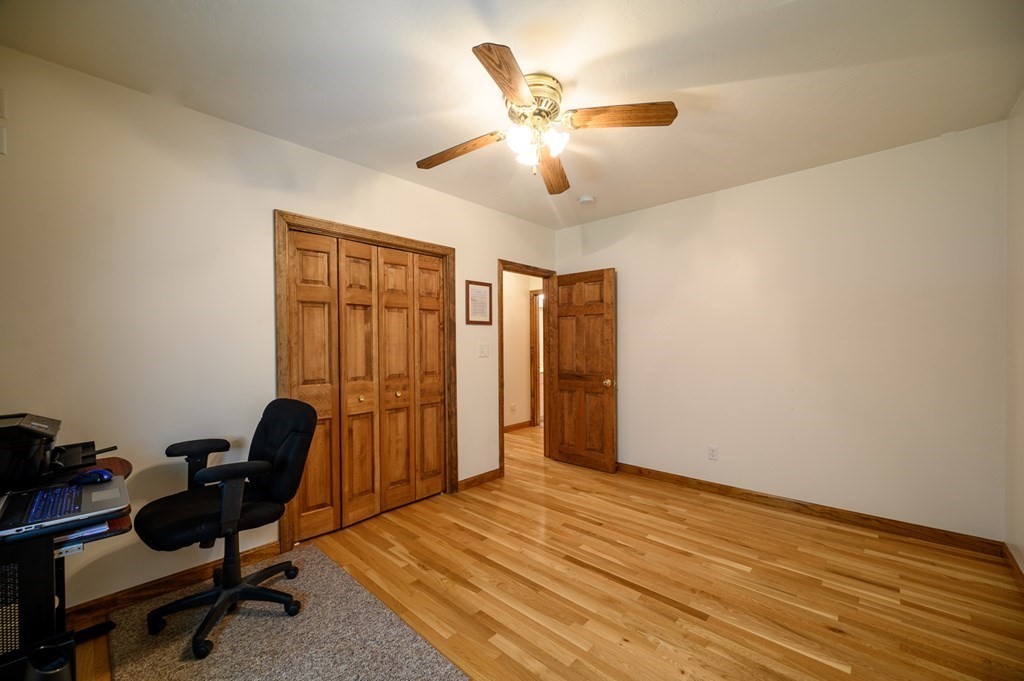 41 Old Southbridge Road Dudley, MA 01571 - Photo 26 of 42 Gallery Image 26