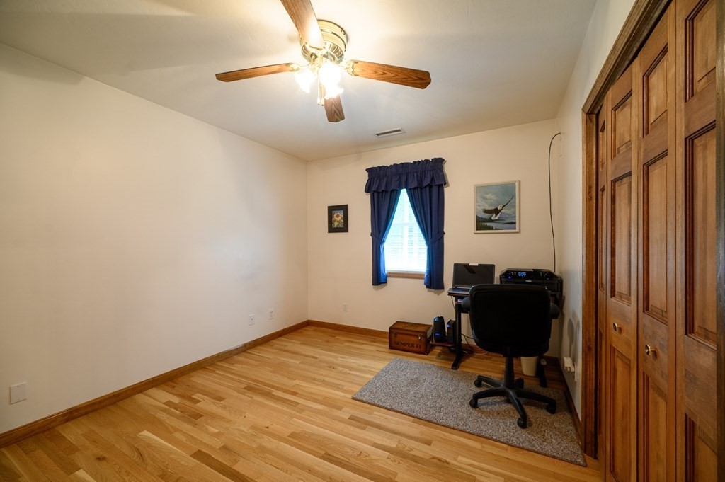 41 Old Southbridge Road Dudley, MA 01571 - Photo 27 of 42 Gallery Image 27