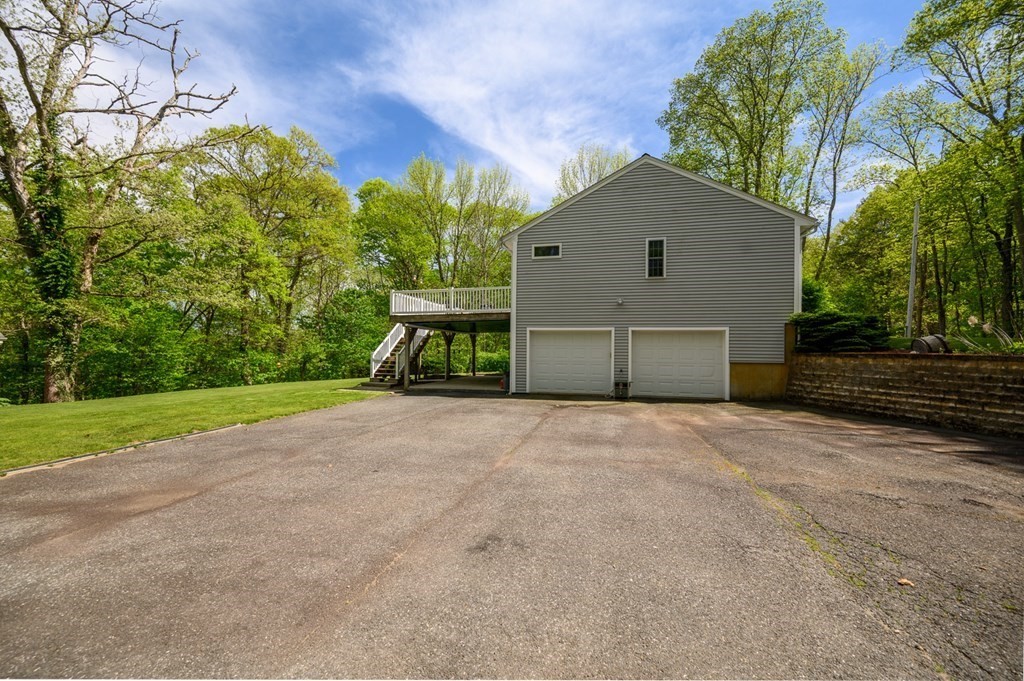 41 Old Southbridge Road Dudley, MA 01571 - Photo 37 of 42 Gallery Image 37
