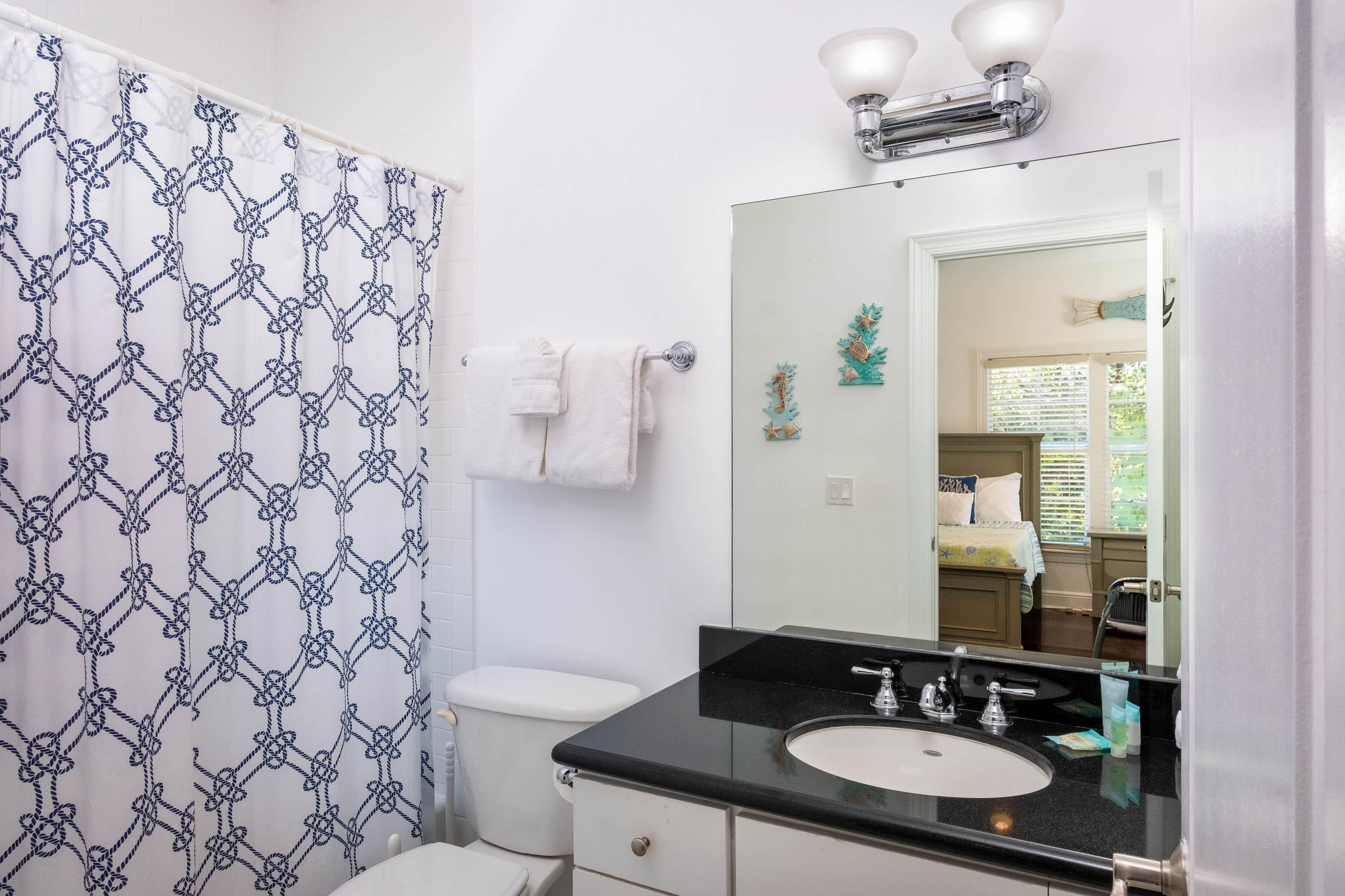 116 Anglers Way Islamorada, FL 33036 - Photo 16 of 43 031825 Gray 116 Anglers Way SIZED dfp-26