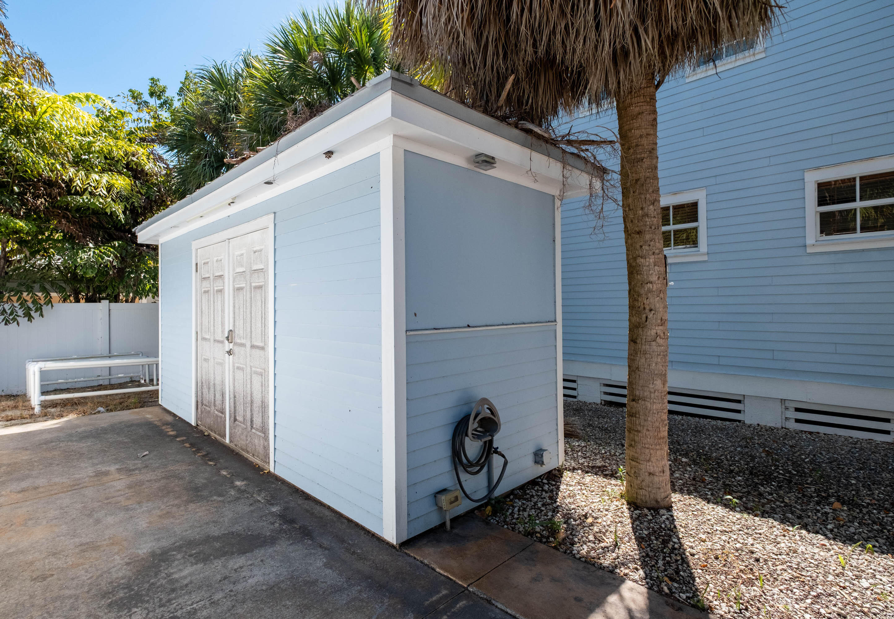 116 Anglers Way Islamorada, FL 33036 - Photo 23 of 43 031825 Gray 116 Anglers Way SIZED dfp-13