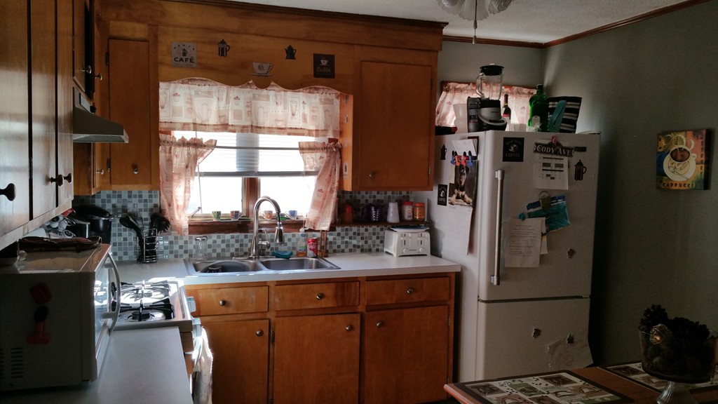 193 Division Street Fall River, MA 02721 - Photo 12 of 16