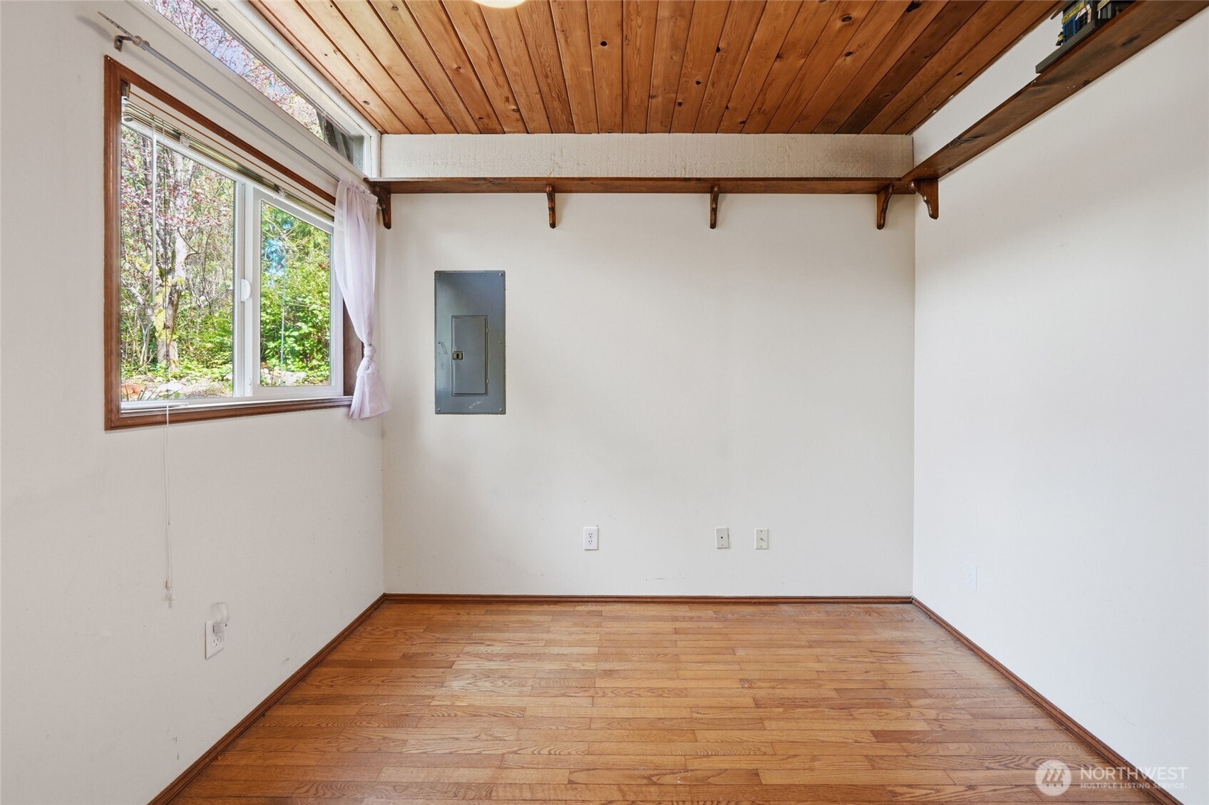 231 Northwest Lake Roesiger Road Snohomish, WA 98290 - Photo 14 of 40