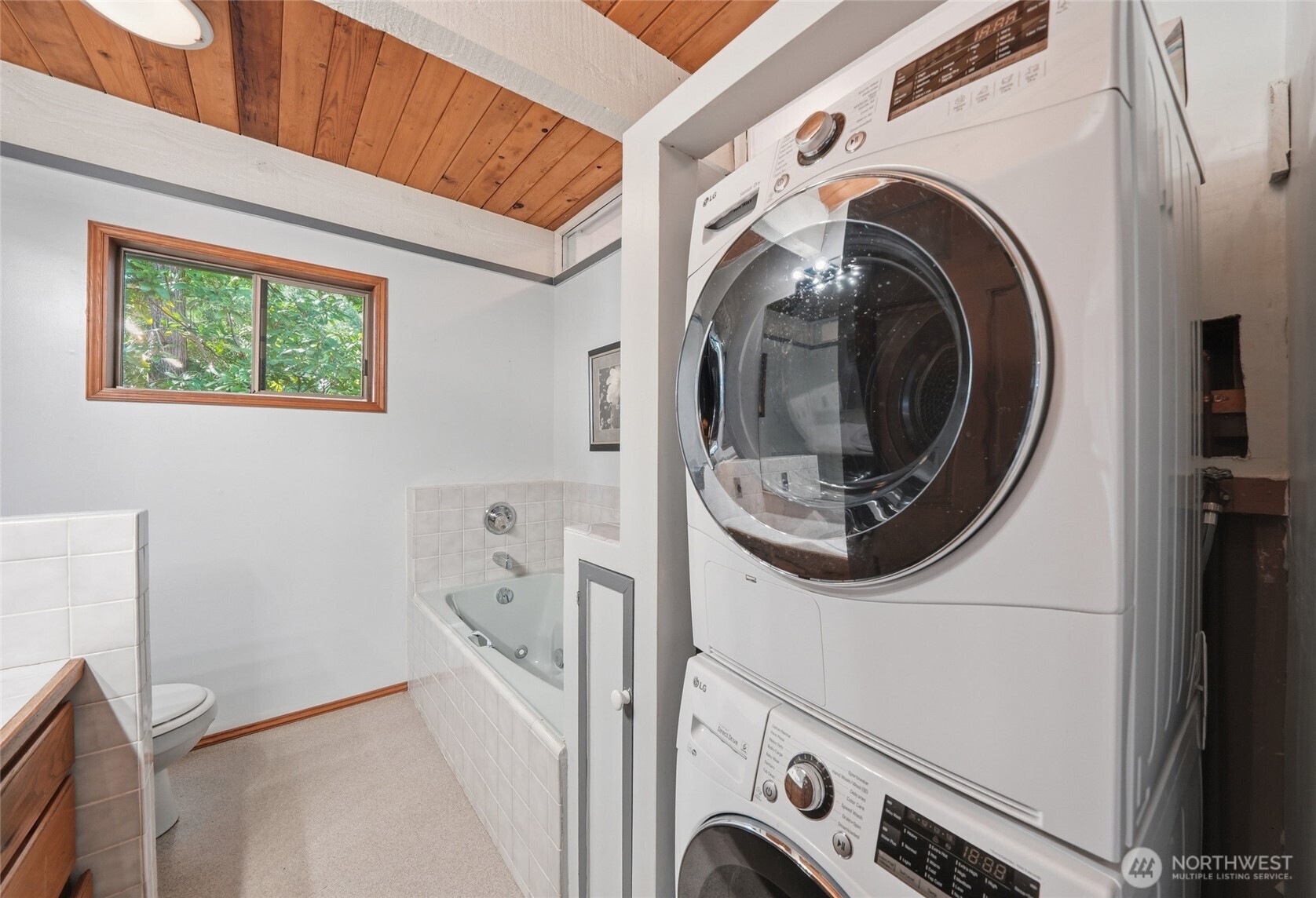 231 Northwest Lake Roesiger Road Snohomish, WA 98290 - Photo 16 of 40