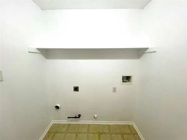 $2,100 | 112 Walnut Lane, Rockwall, TX 75032