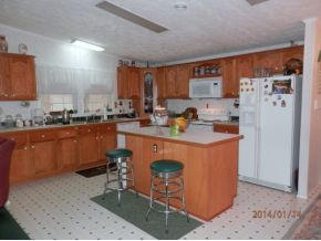 3245 Fall Branch Road Mountain City, TN 37683 - Photo 3 of 19 Kitchen