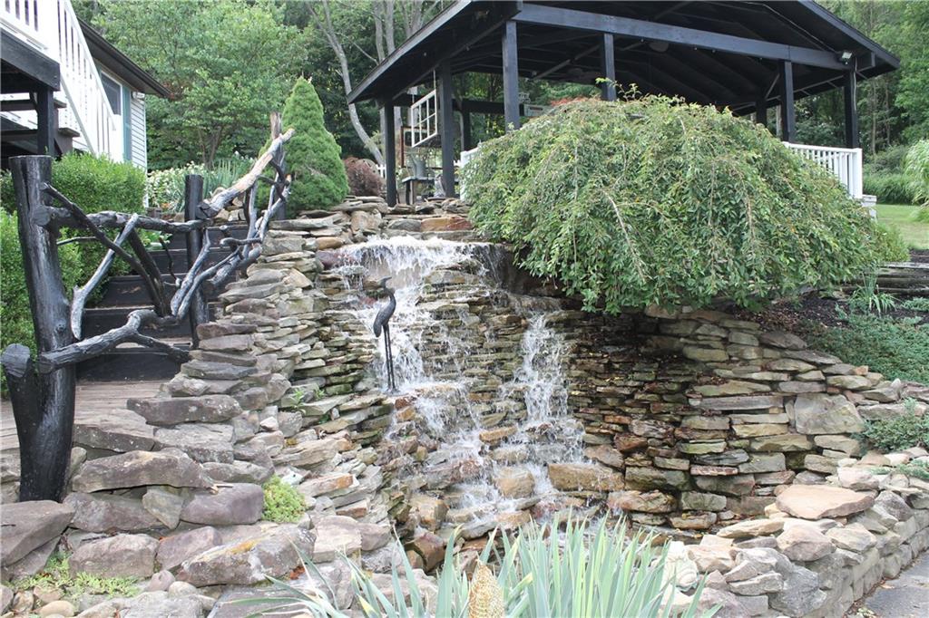 2072 Spooky Hollow Road Lower Burrell, PA 15068 - Photo 8 of 25 Gallery Image 8