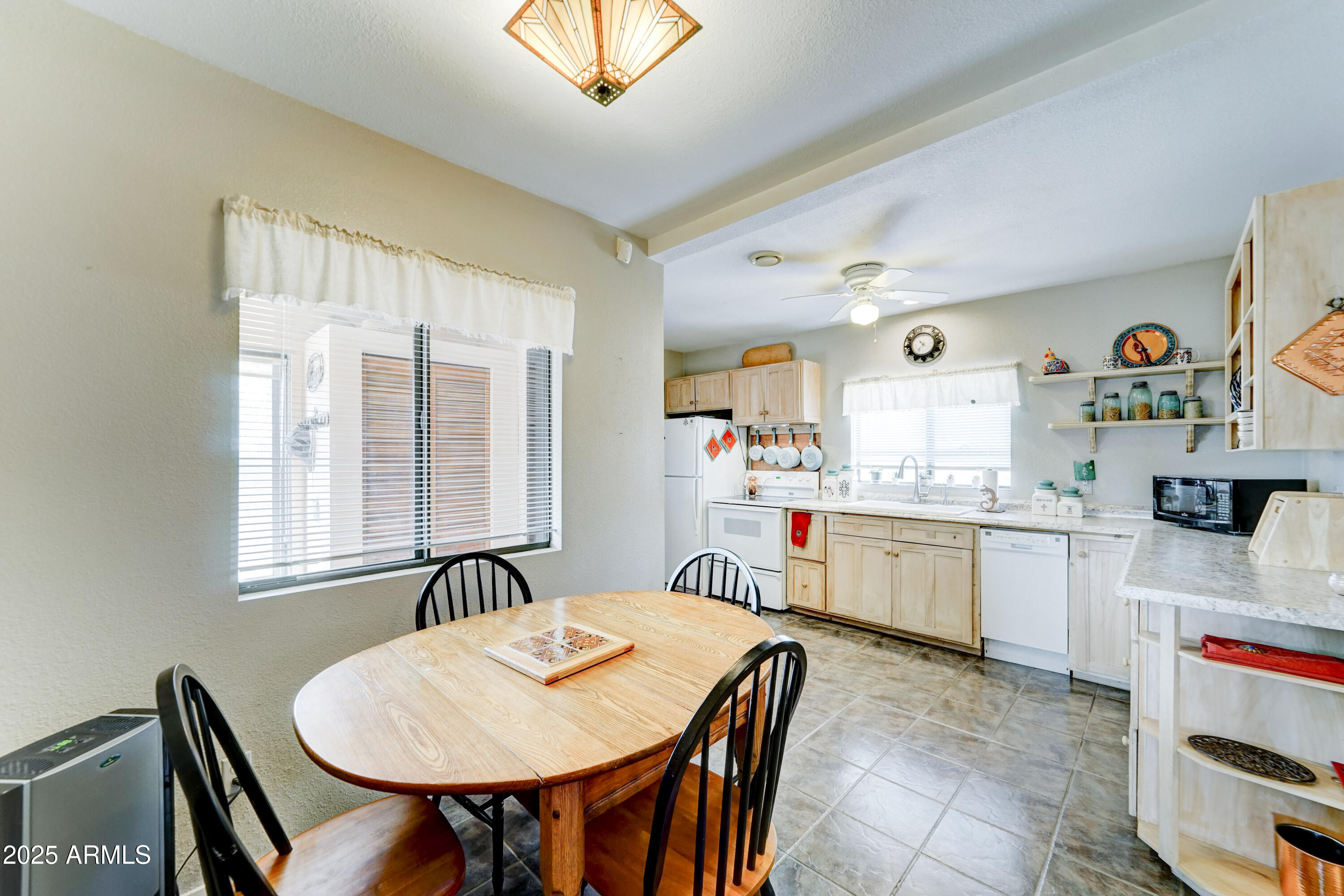 5325 North Warner Drive Apache Junction, AZ 85120 - Photo 17 of 38 5325 N Warner-17