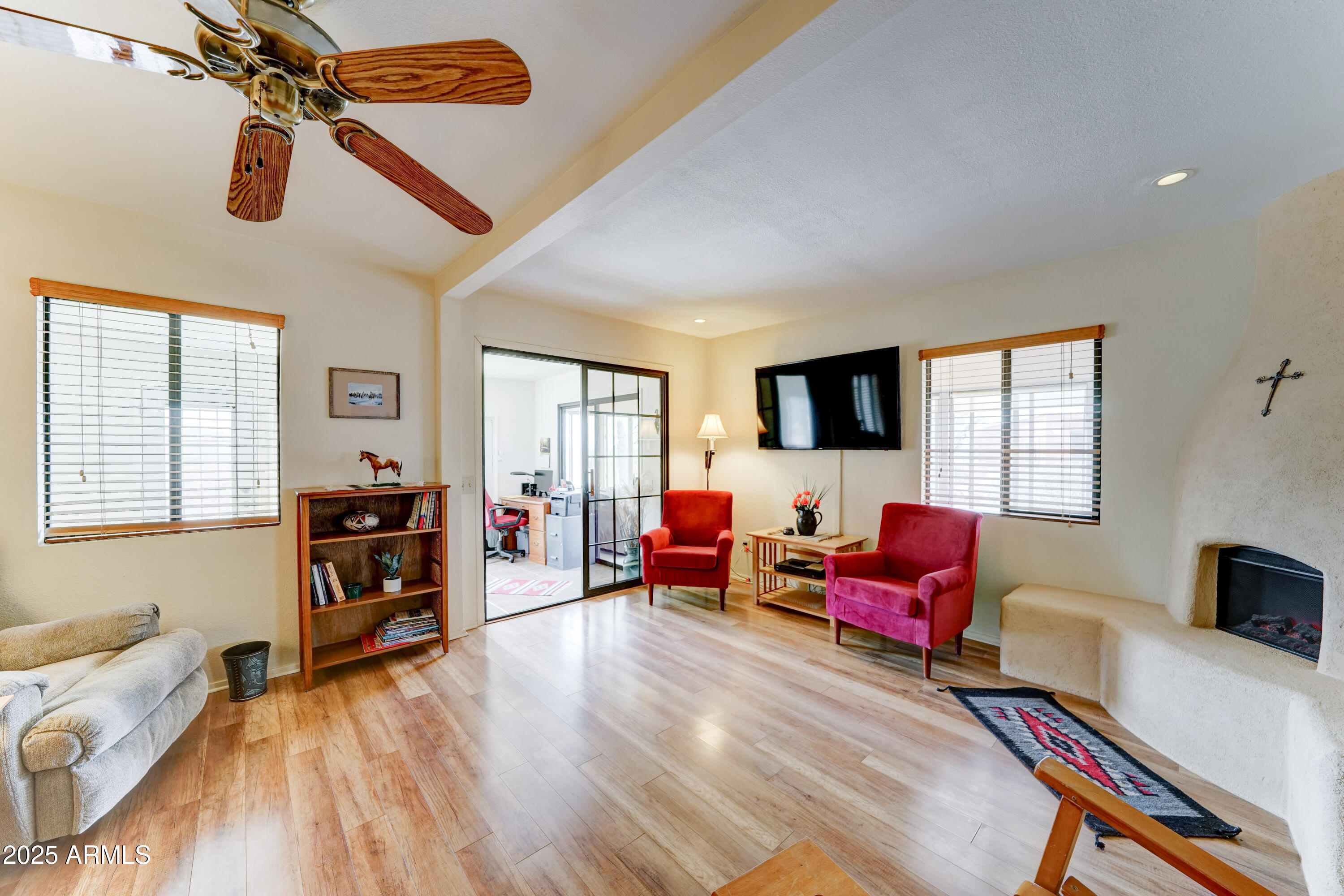 5325 North Warner Drive Apache Junction, AZ 85120 - Photo 8 of 38 5325 N Warner-8