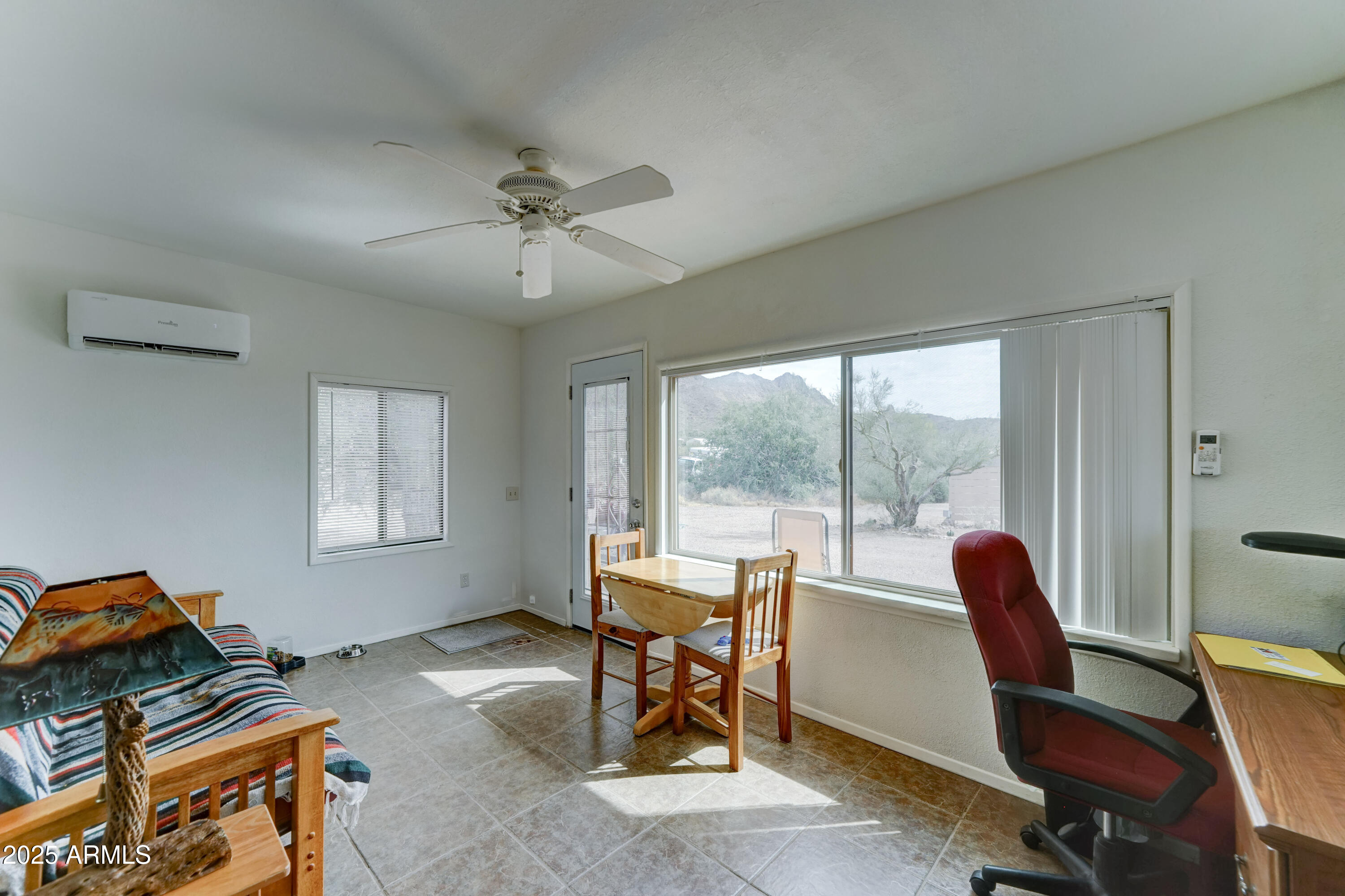 5325 North Warner Drive Apache Junction, AZ 85120 - Photo 10 of 38 5325 N Warner-10