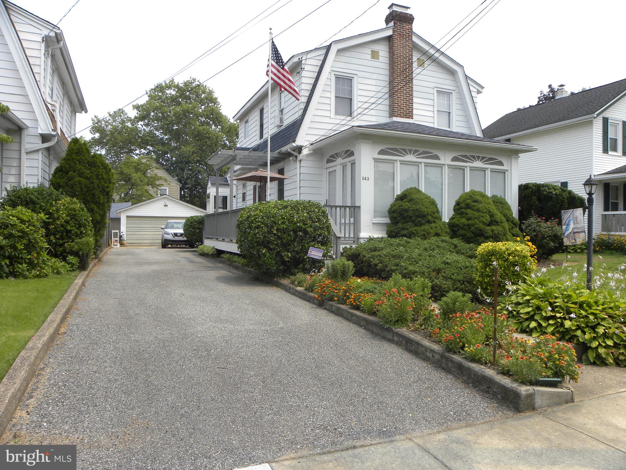 143 East Roland Road Brookhaven, PA 19015 - Photo 1 of 26 Gallery Image 1