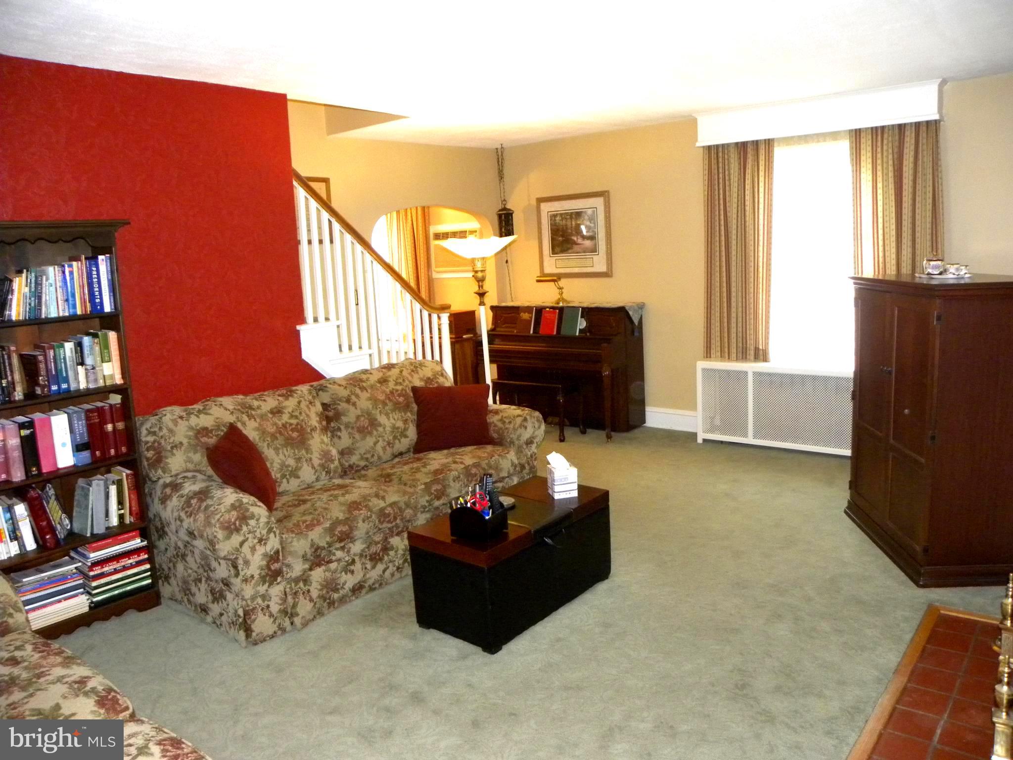 143 East Roland Road Brookhaven, PA 19015 - Photo 8 of 26 Gallery Image 8