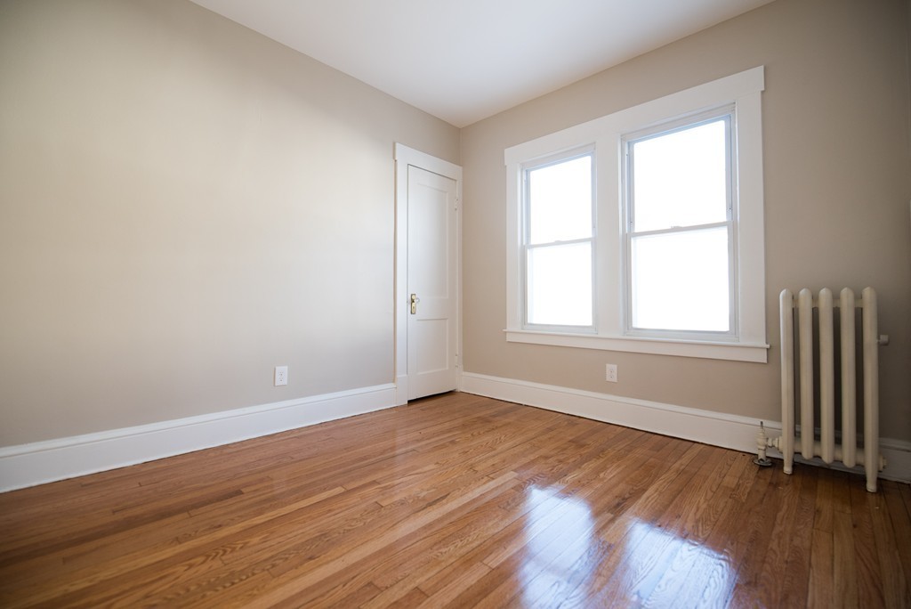 257 Jasper Street Springfield, MA 01109 - Photo 10 of 27 Gallery Image 10