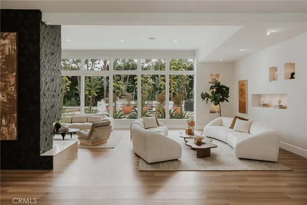$3,895,000 | 18782 Peppertree Drive, Villa Park, CA 92861