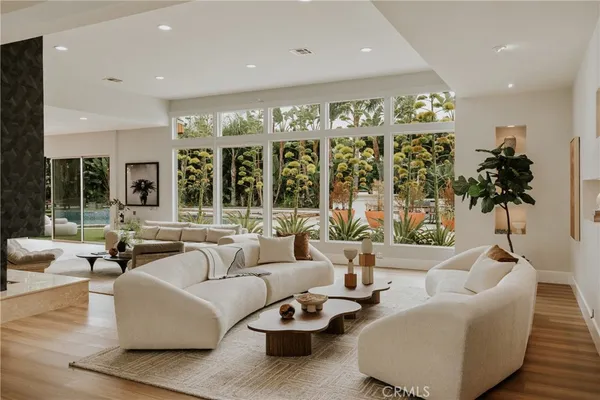 $3,895,000 | 18782 Peppertree Drive, Villa Park, CA 92861