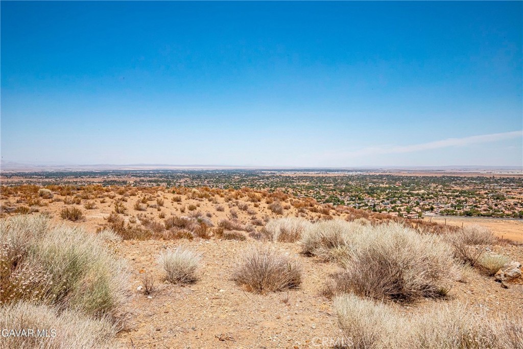12 Joshua Ranch Palmdale, CA 93551 - Photo 7 of 17
