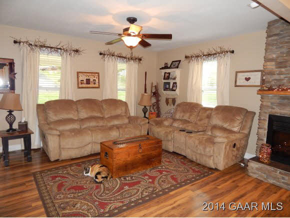 124 Montgomery Road Staunton, VA 24401 - Photo 5 of 20 Gallery Image 5