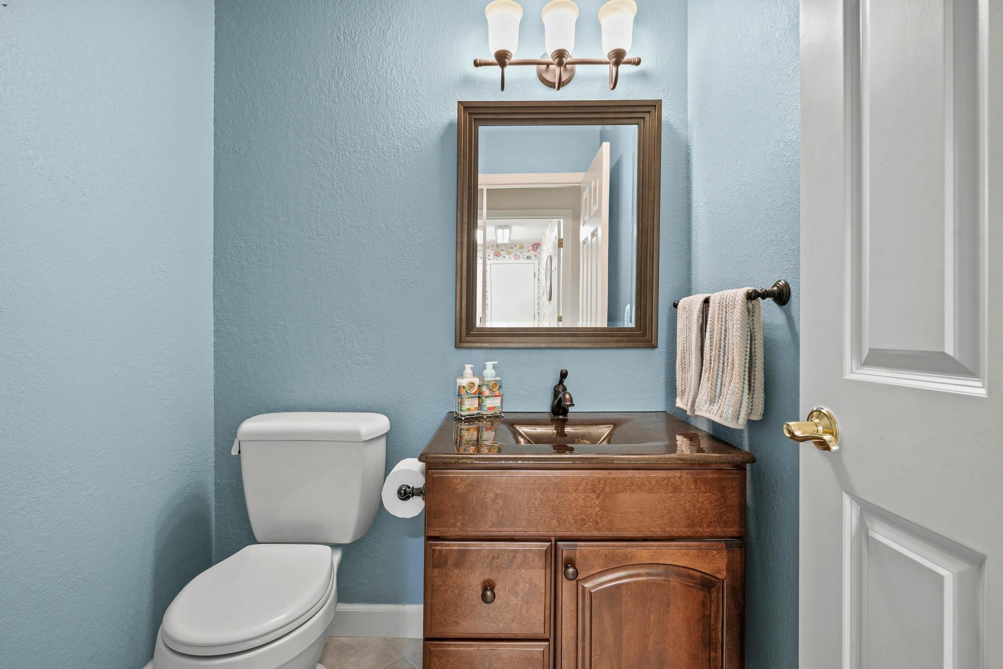 11148 Wyoming Road Bloomington, MN 55438 - Photo 10 of 56 Gallery Image 10