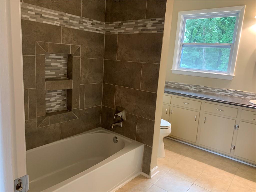 3675 River Road Hickory, NC 28602 - Photo 15 of 45