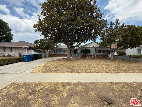 $4,300 | 15133 Blackhawk Street, Los Angeles, CA 91345