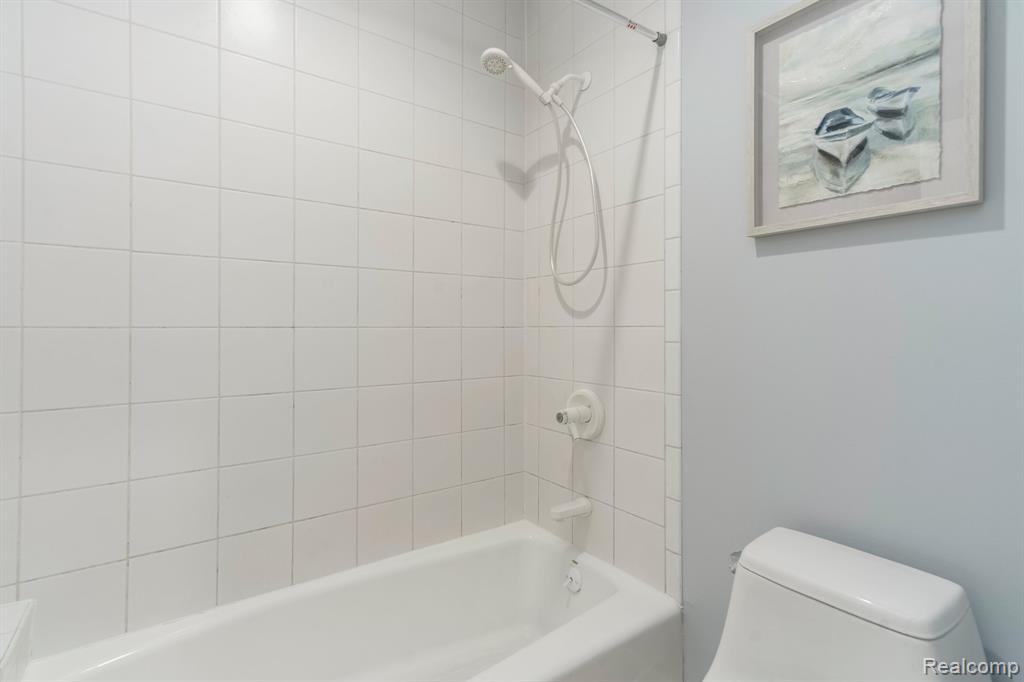775 Lyle Drive Waterford, MI 48327 - Photo 46 of 63 Gallery Image 46