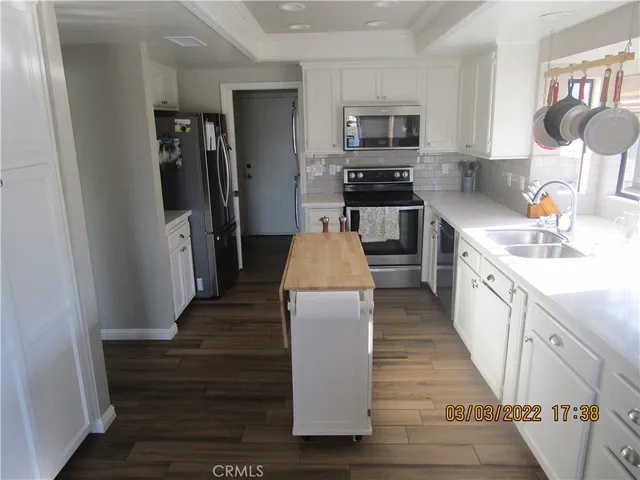 $3,250 | 23050 Compass Drive, Canyon Lake, CA 92587