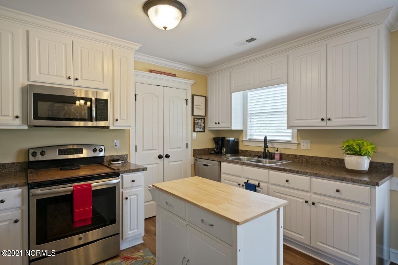 7810 Stone Castle Road Kenly, NC 27542 - Photo 8 of 25 Kitchen