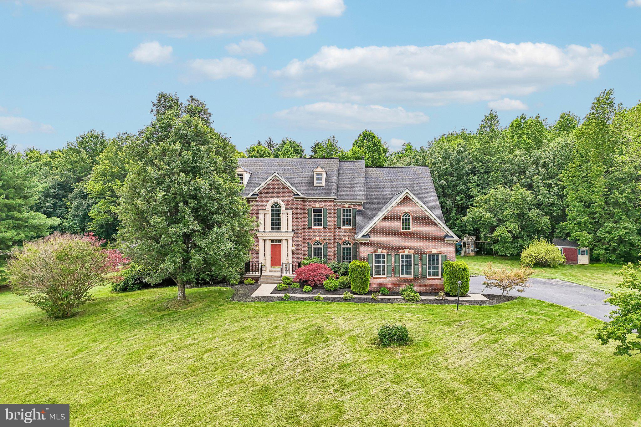 9308 Harrisons Farm Way Gaithersburg, MD 20882 - Photo 69 of 92 Prestigious front view.