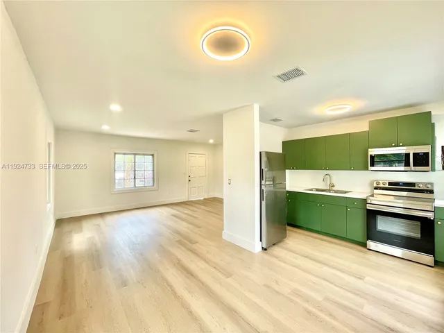 $2,950 | 12260 Northwest 8th Avenue, North Miami, FL 33168