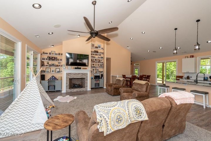 2115 Bob Irwin Road Maryville, TN 37803 - Photo 16 of 58 Gallery Image 16