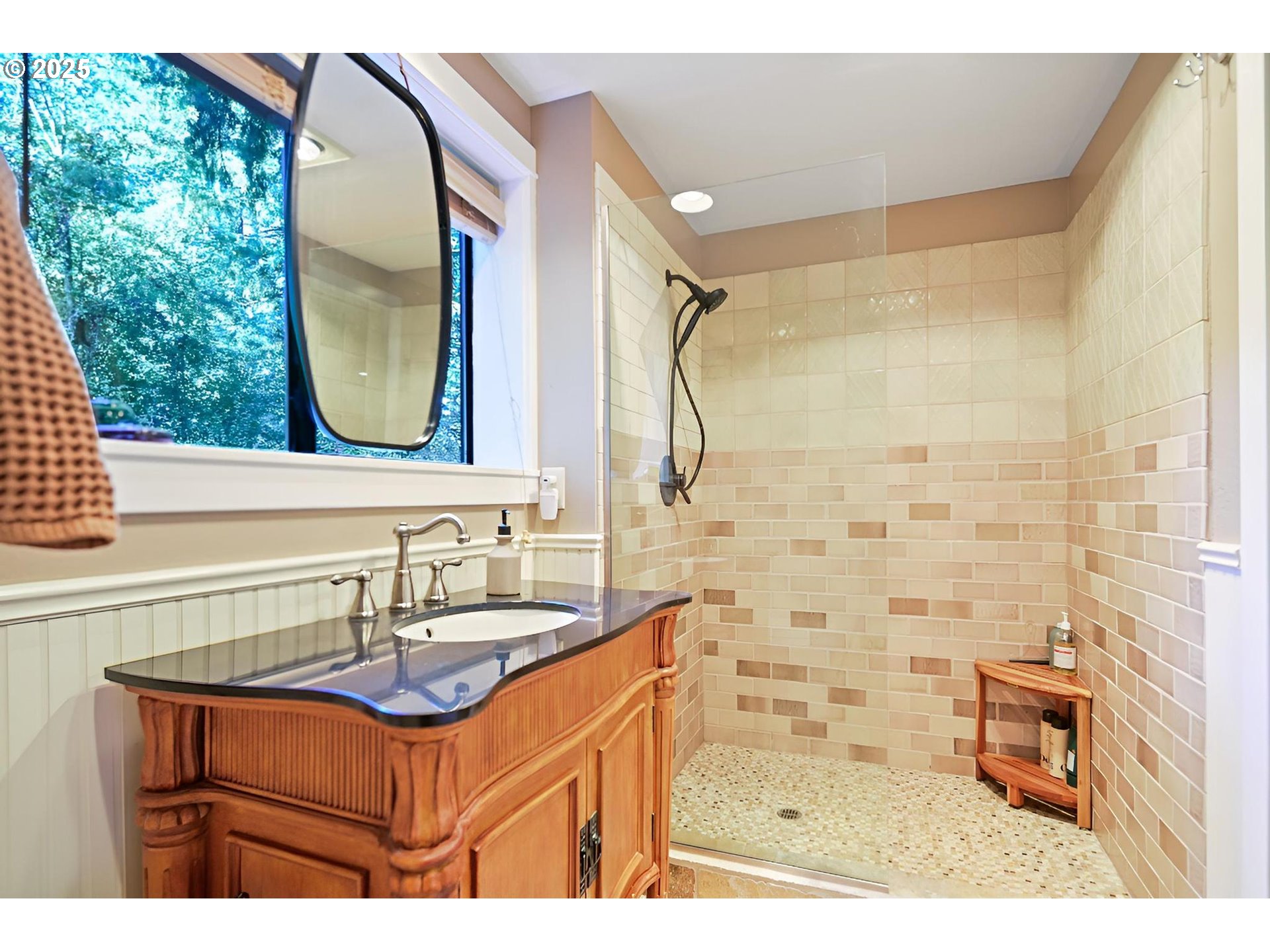 10151 Northeast Rivenwood Lane Yamhill, OR 97148 - Photo 43 of 48 Guest Quarters