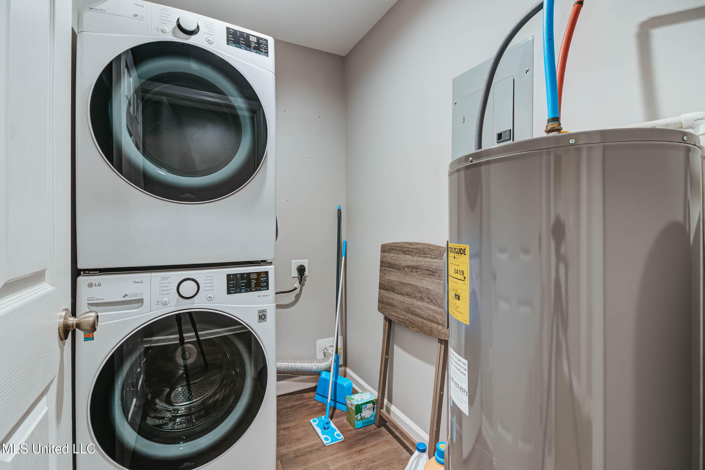 196C Easley Road, Unit D Lucedale, MS 39452 - Photo 13 of 28 Utility Room
