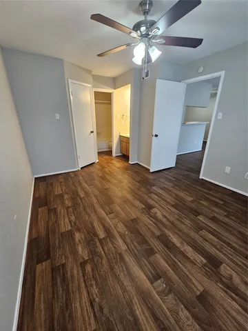 $945 | 18800 Egret Bay Boulevard, Unit 507, Webster, TX 77058