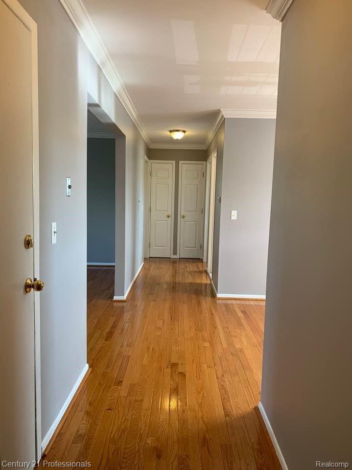 1095 Tienken Court, Unit 46 Rochester, MI 48306 - Photo 9 of 13 5.jpg