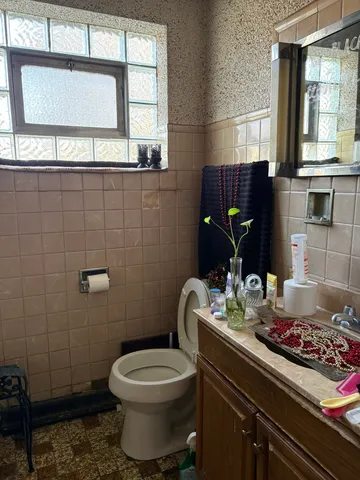 $199,000 | 2016 West 52nd Street, Chicago, IL 60609