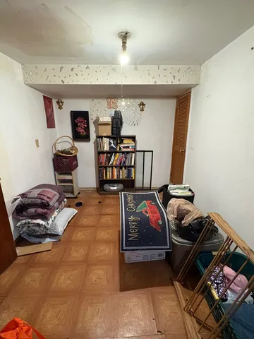 $199,000 | 2016 West 52nd Street, Chicago, IL 60609