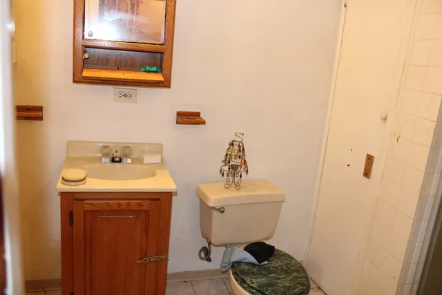 $199,000 | 2016 West 52nd Street, Chicago, IL 60609