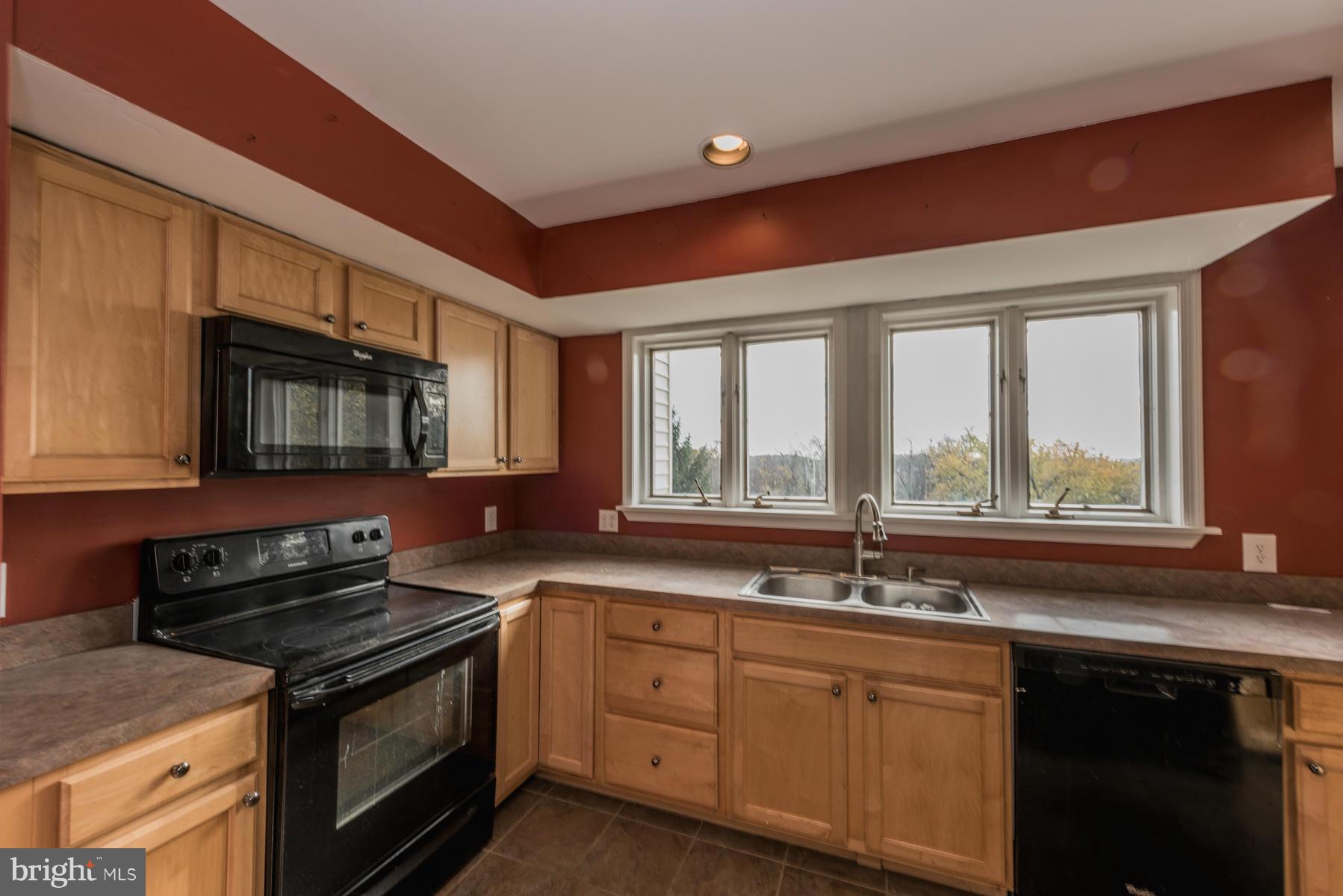 1501 Brehm Road Westminster, MD 21157 - Photo 3 of 25 Kitchen