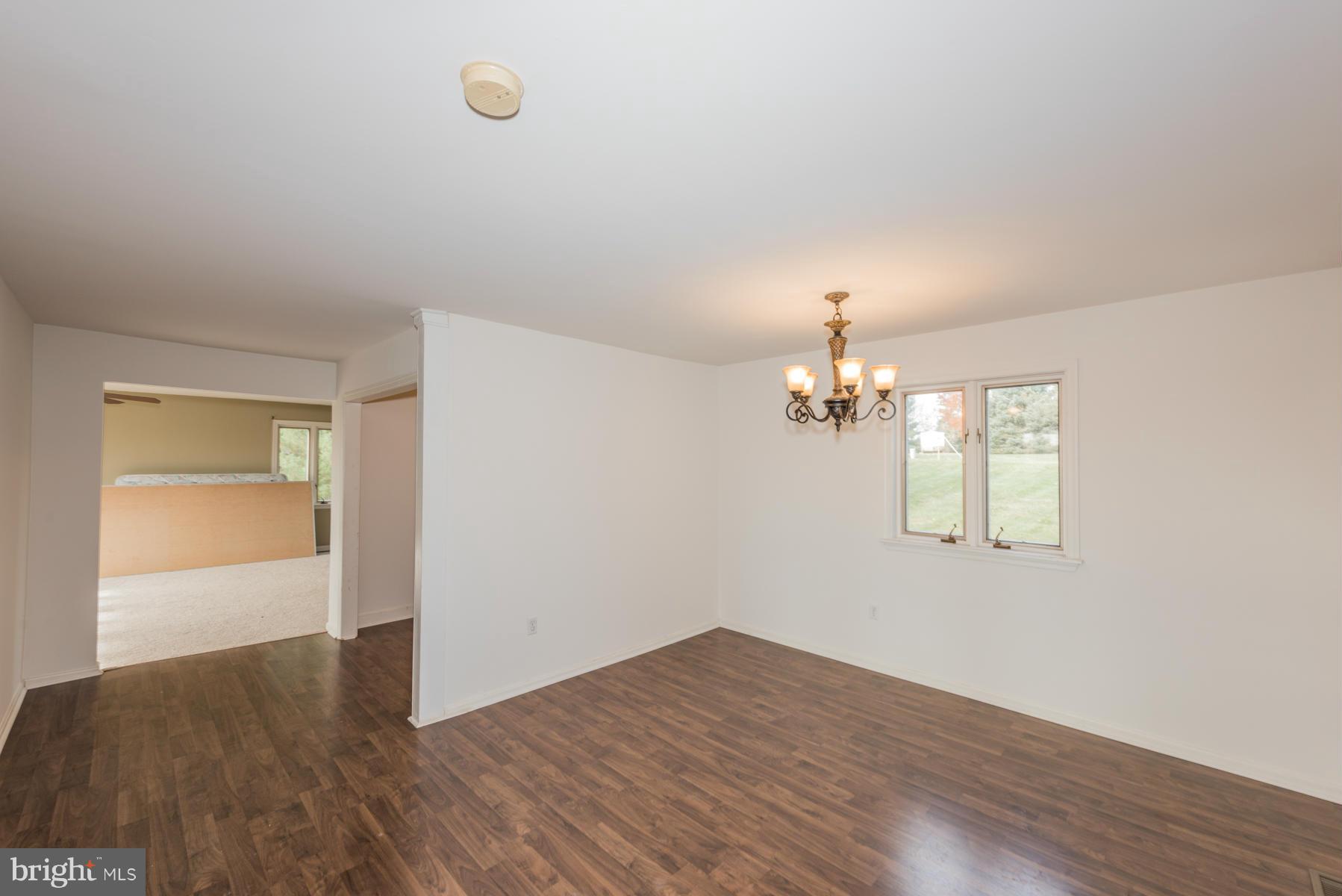 1501 Brehm Road Westminster, MD 21157 - Photo 7 of 25 Dining Room