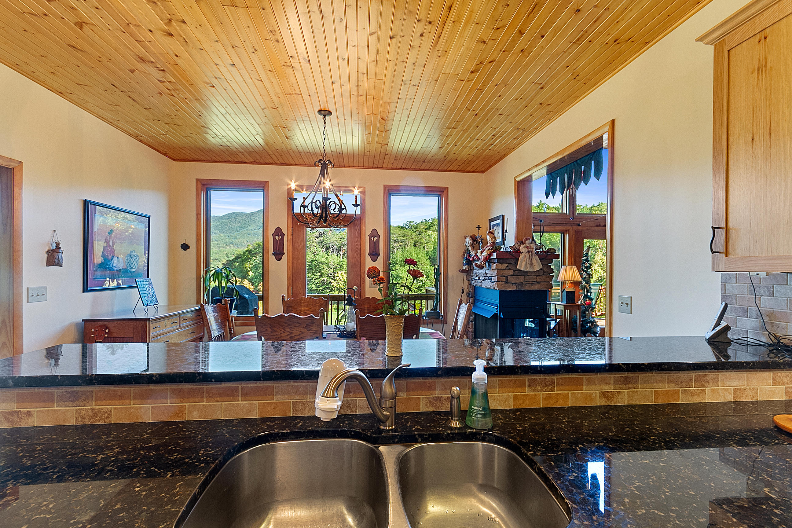 3950 Flatwoods Road Elliston, VA 24087 - Photo 46 of 94 68