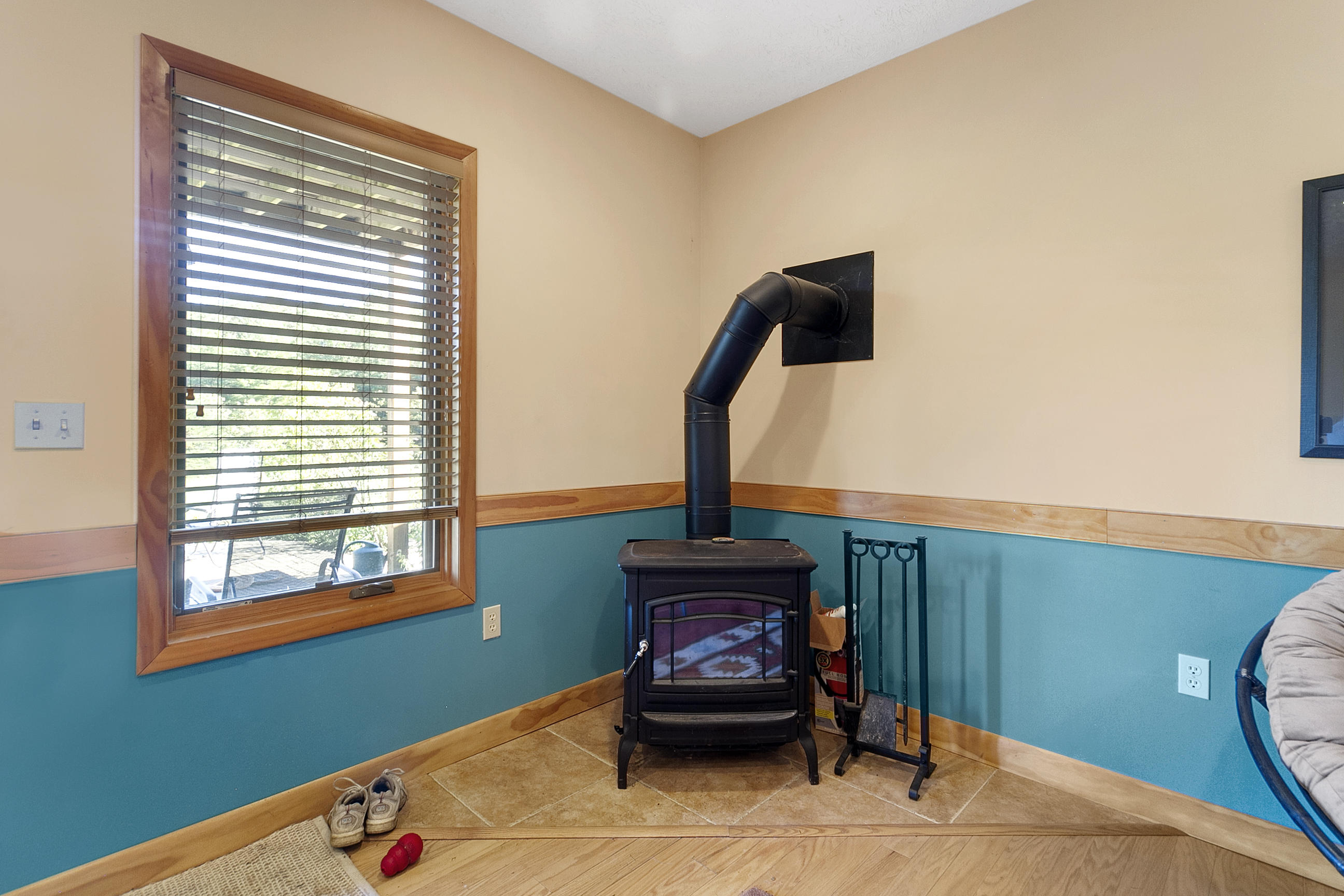 3950 Flatwoods Road Elliston, VA 24087 - Photo 66 of 94 a living room with furniture and a window