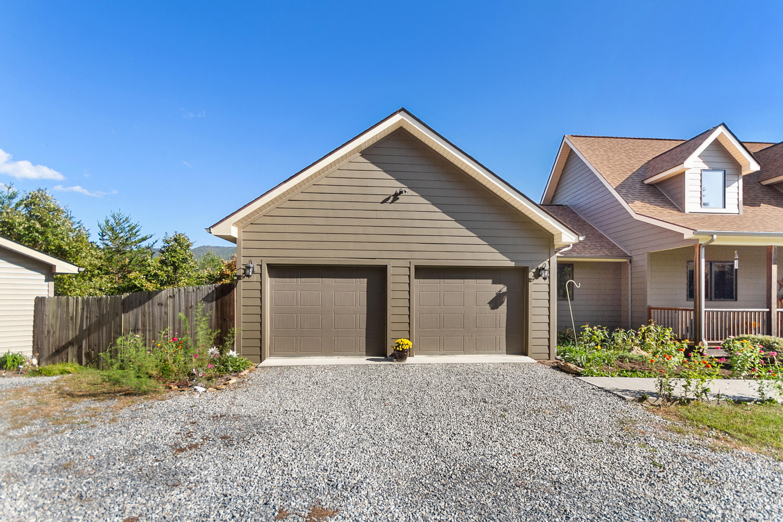 3950 Flatwoods Road Elliston, VA 24087 - Photo 88 of 94 111