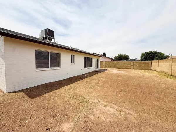 $1,495 | 7518 West Coolidge Street, Phoenix, AZ 85033