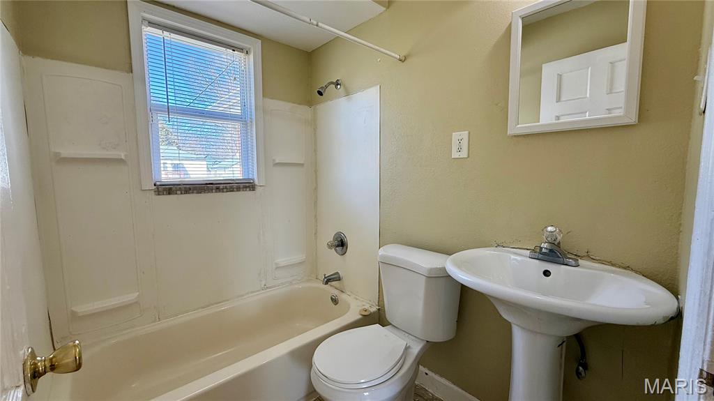 7259 Teal Avenue St. Louis, MO 63133 - Photo 8 of 11