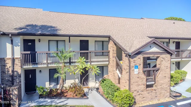 $168,900 | 1515 Huntington Lane, Unit 922, Rockledge, FL 32955