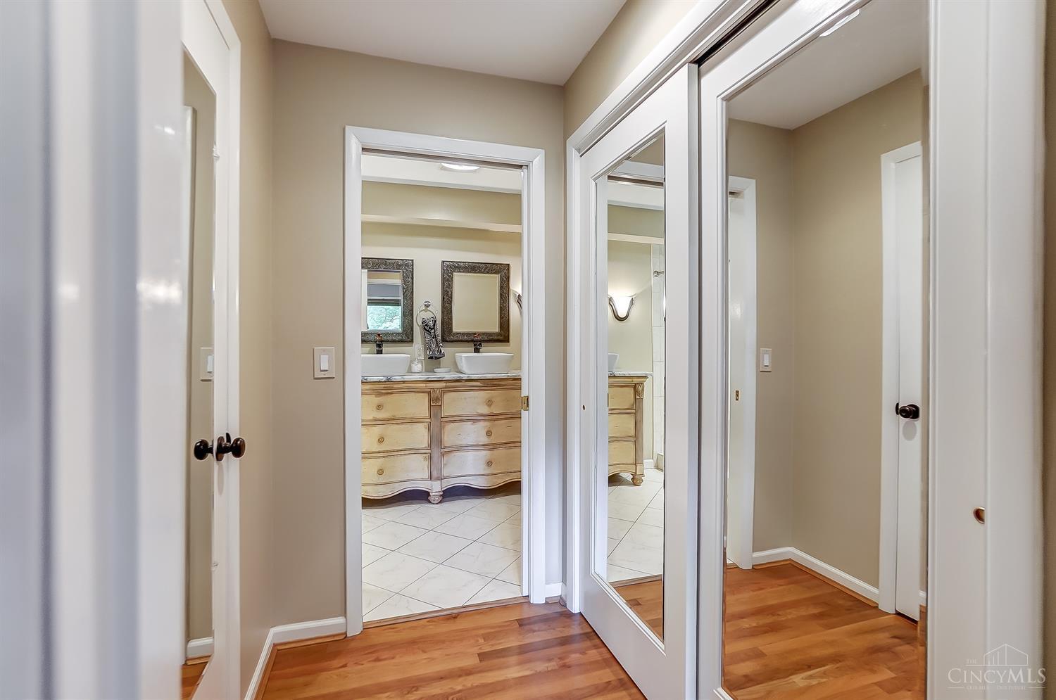 79 Locust Hill Road Cincinnati, OH 45245 - Photo 37 of 68 Gallery Image 37
